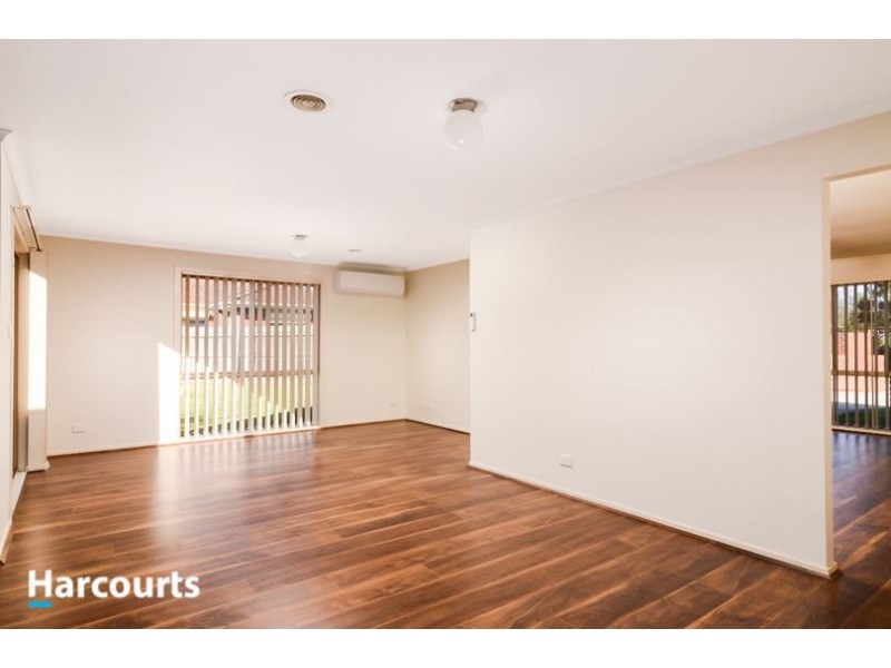 4 Dingle Court, Berwick VIC 3806