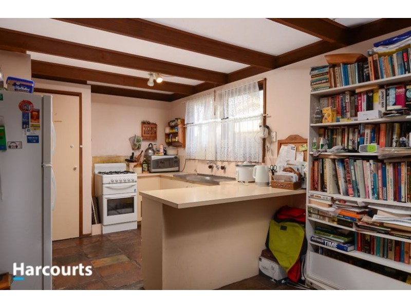 26 Woodlands Crs, Narre Warren VIC 3805