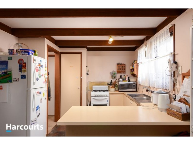 26 Woodlands Crs, Narre Warren VIC 3805