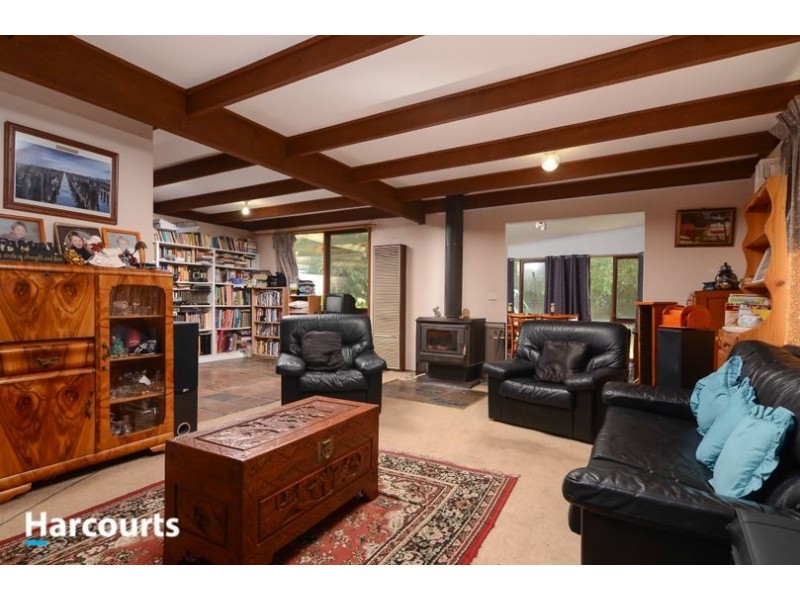 26 Woodlands Crs, Narre Warren VIC 3805