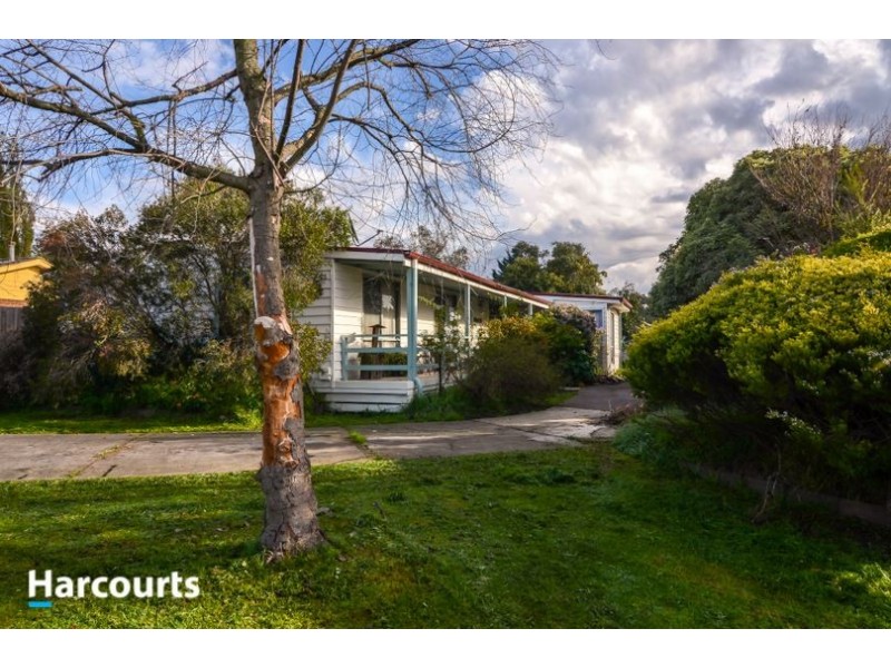 26 Woodlands Crs, Narre Warren VIC 3805