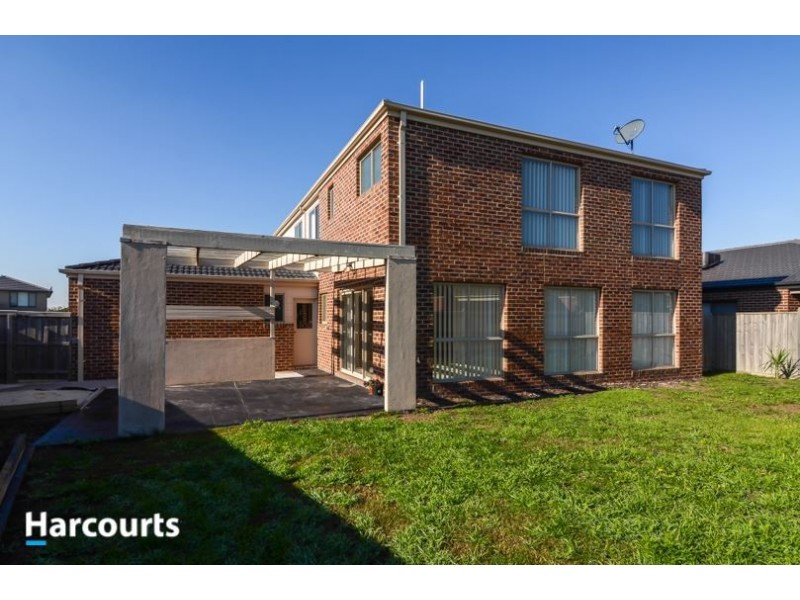 72 Mountainview Boulevard, Cranbourne North VIC 3977