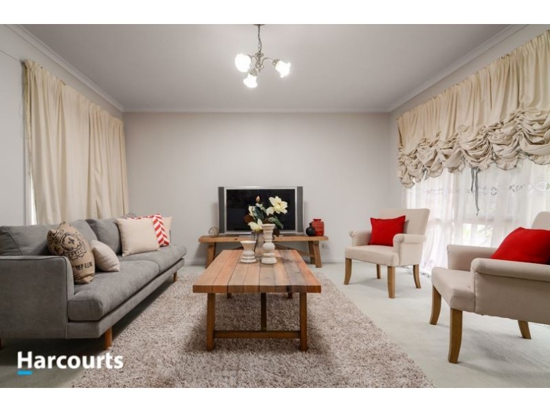 89 Courtenay Avenue, Cranbourne North VIC 3977