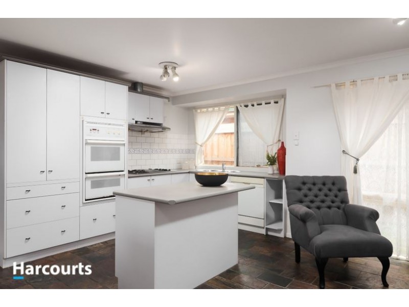 89 Courtenay Avenue, Cranbourne North VIC 3977