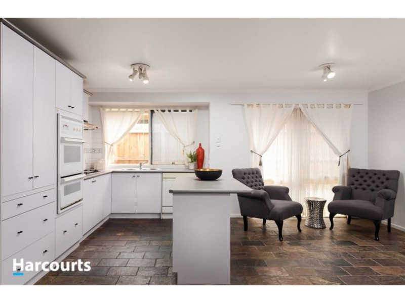 89 Courtenay Avenue, Cranbourne North VIC 3977