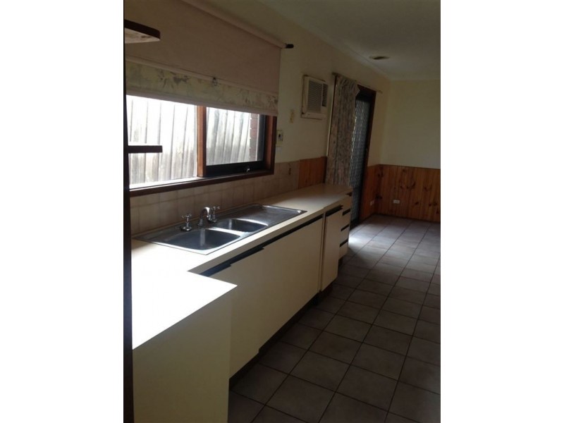 10 Hunter Court, Cranbourne VIC 3977