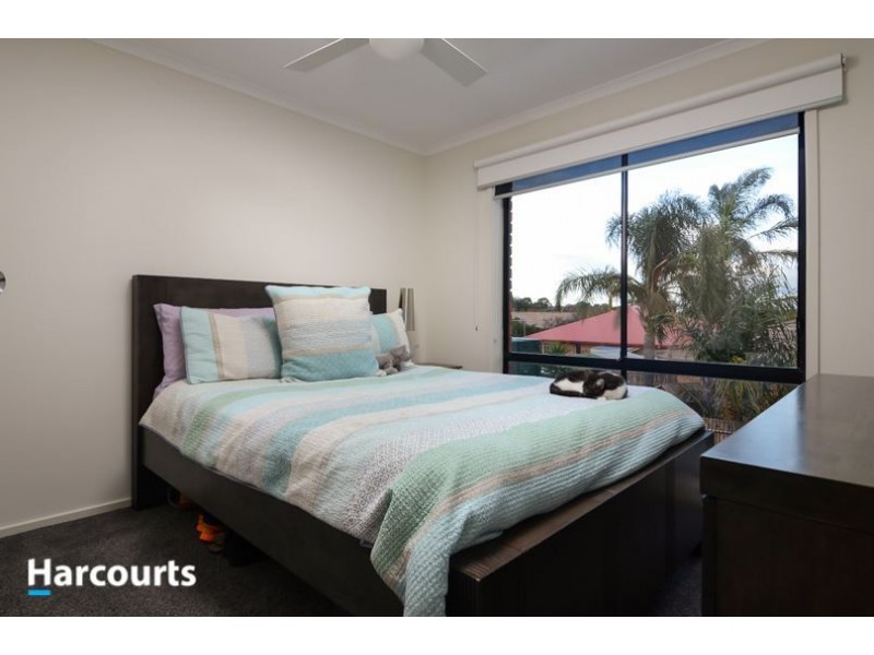 15 Tarcoola Drive, Narre Warren VIC 3805