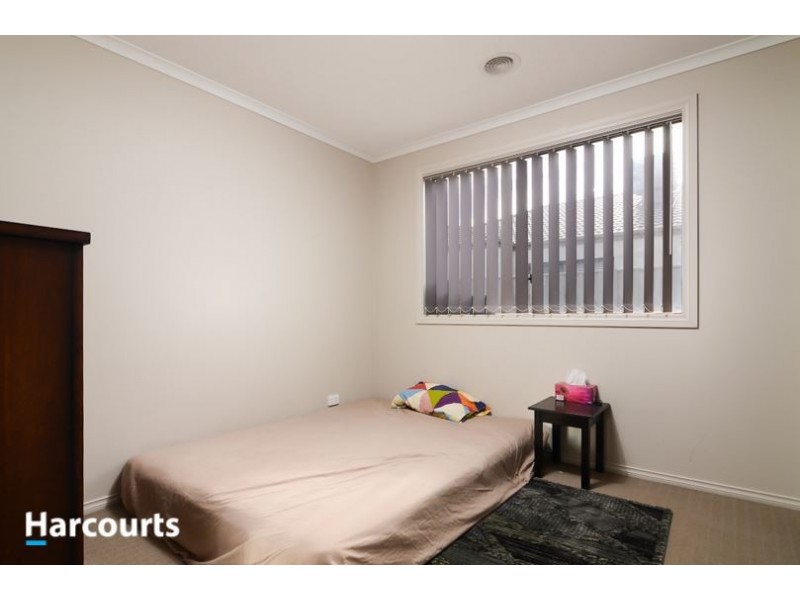 21 Stately Drive, Cranbourne East VIC 3977