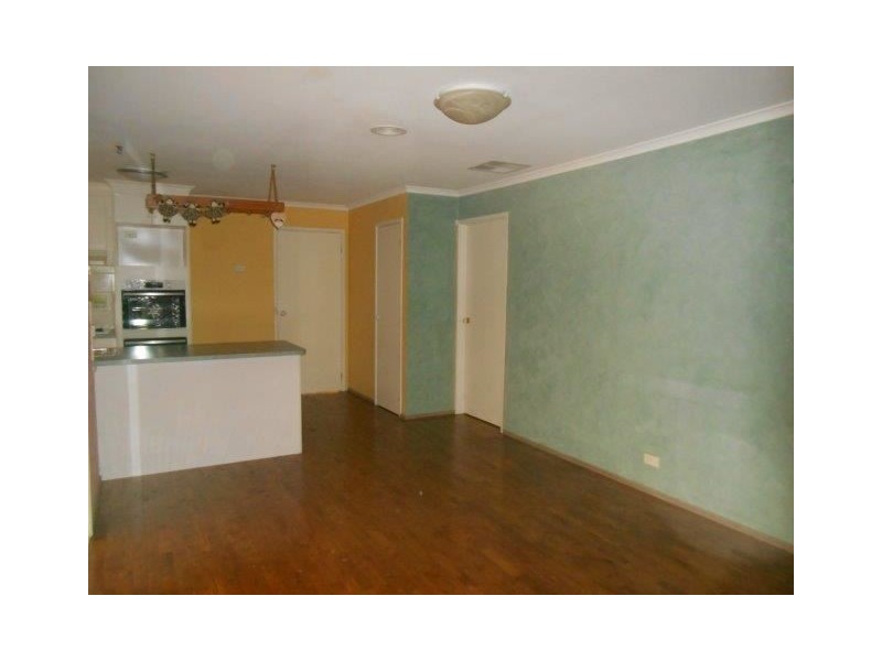 44 Samantha Crescent, Cranbourne North VIC 3977