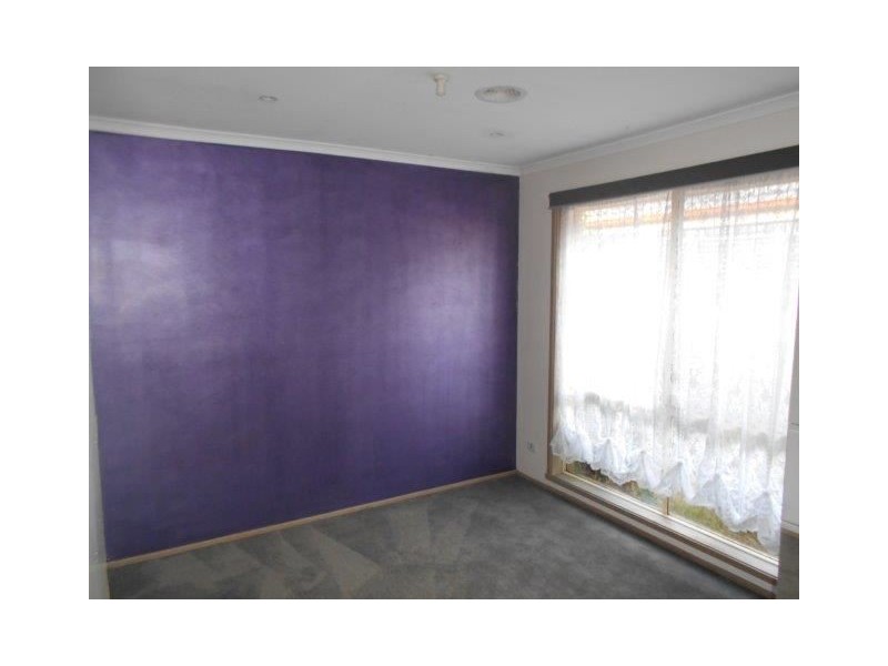 44 Samantha Crescent, Cranbourne North VIC 3977