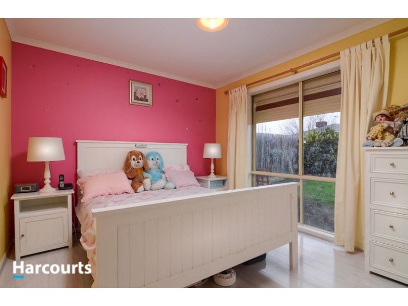 12 Hampshire Drive, Narre Warren South VIC 3805