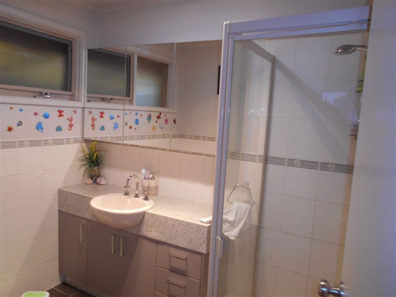 6 Kauri Court, Hampton Park VIC 3976