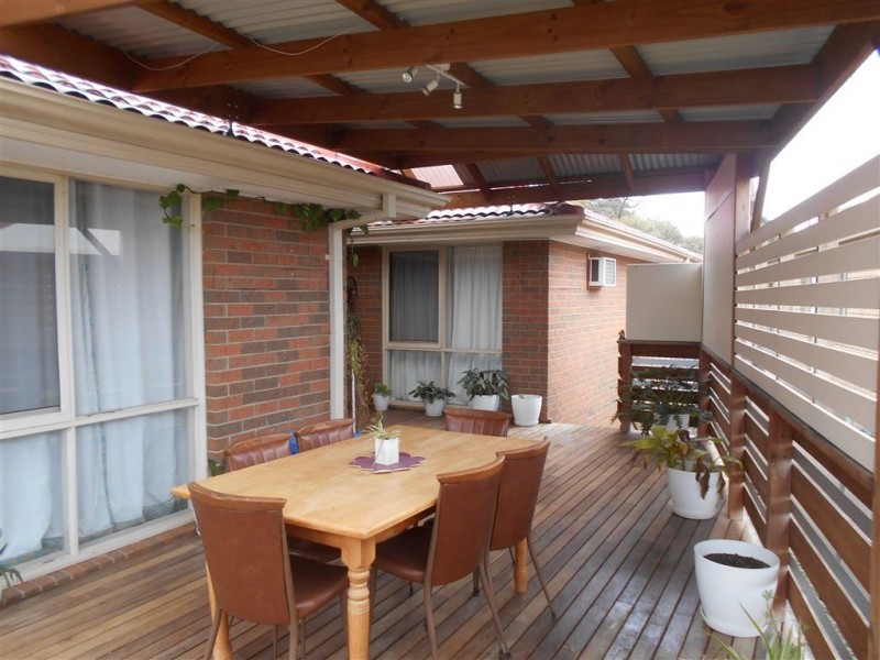 6 Kauri Court, Hampton Park VIC 3976