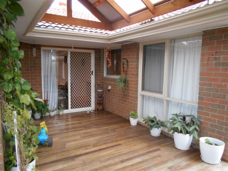 6 Kauri Court, Hampton Park VIC 3976