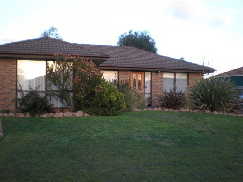 7 Bunerong Court, Narre Warren South VIC 3805