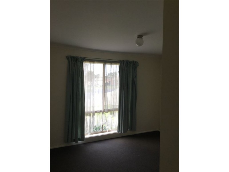 3 Tamworth Court, Cranbourne VIC 3977