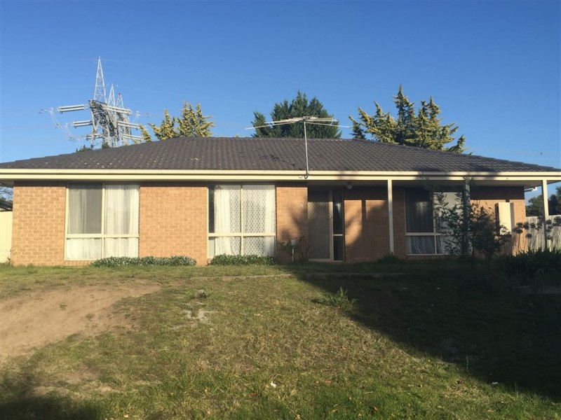 3 Tamworth Court, Cranbourne VIC 3977