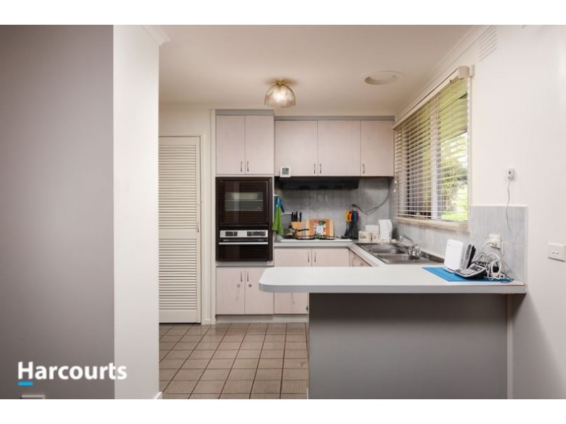 2 Phillip Court, Cranbourne North VIC 3977