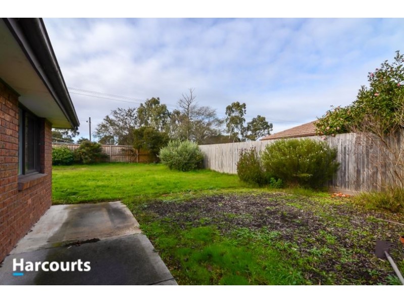 2 Phillip Court, Cranbourne North VIC 3977