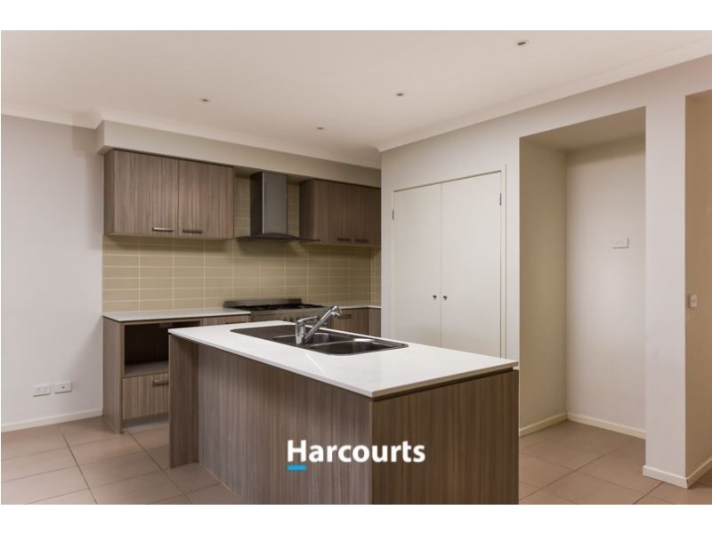 25 Celsius Drive, Cranbourne North VIC 3977