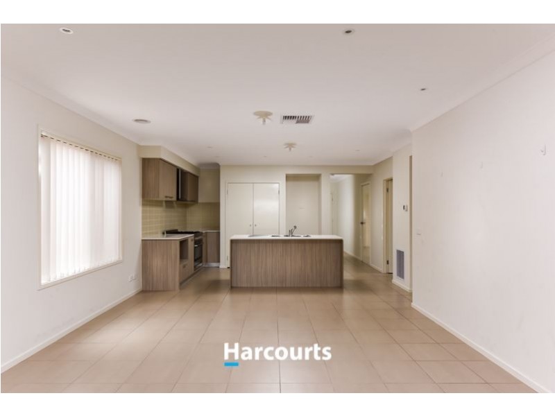 25 Celsius Drive, Cranbourne North VIC 3977