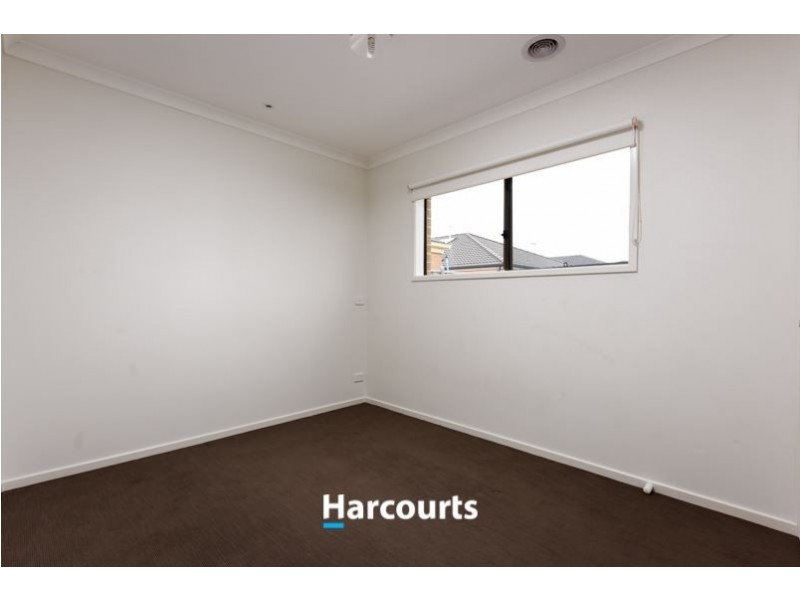 25 Celsius Drive, Cranbourne North VIC 3977