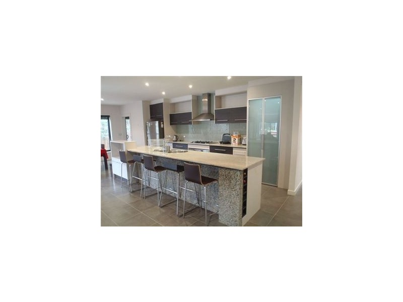 45 Golden Grove Drive, Narre Warren South VIC 3805