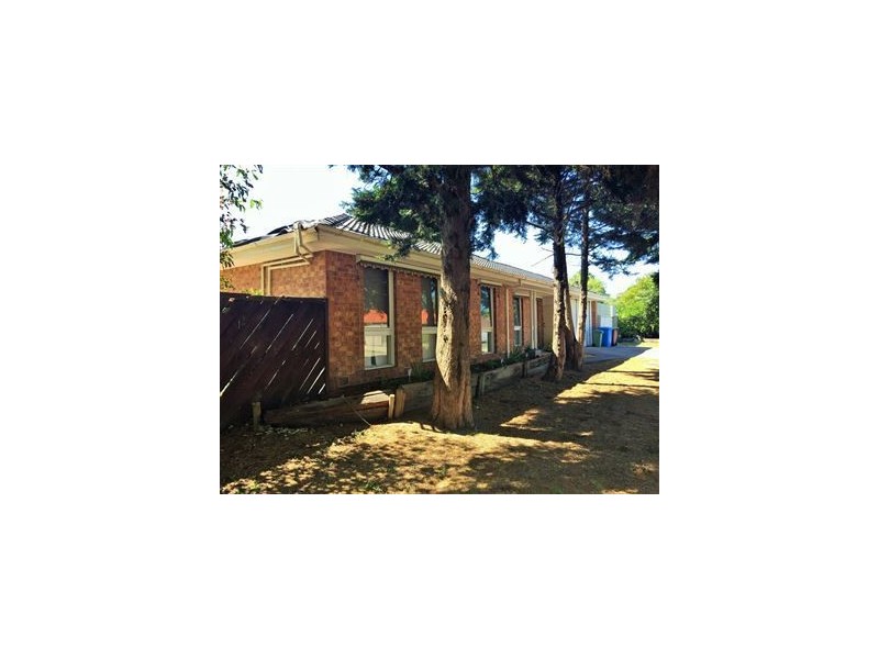 2 Mayune Court, Cranbourne VIC 3977