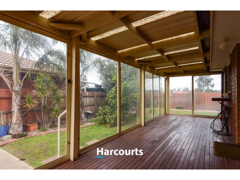 25 Trafalgar Way, Cranbourne East VIC 3977