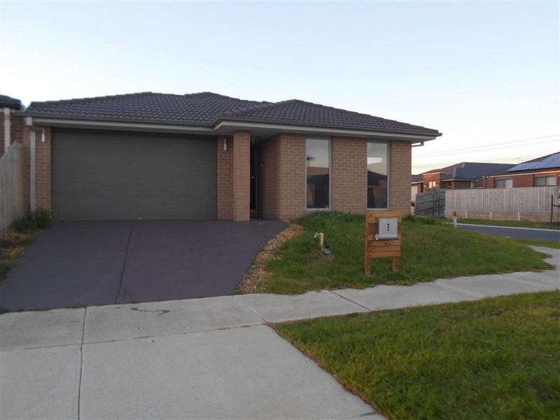 9 Andretti Avenue, Lynbrook VIC 3975