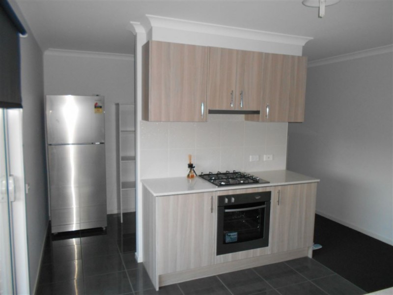 9 Andretti Avenue, Lynbrook VIC 3975