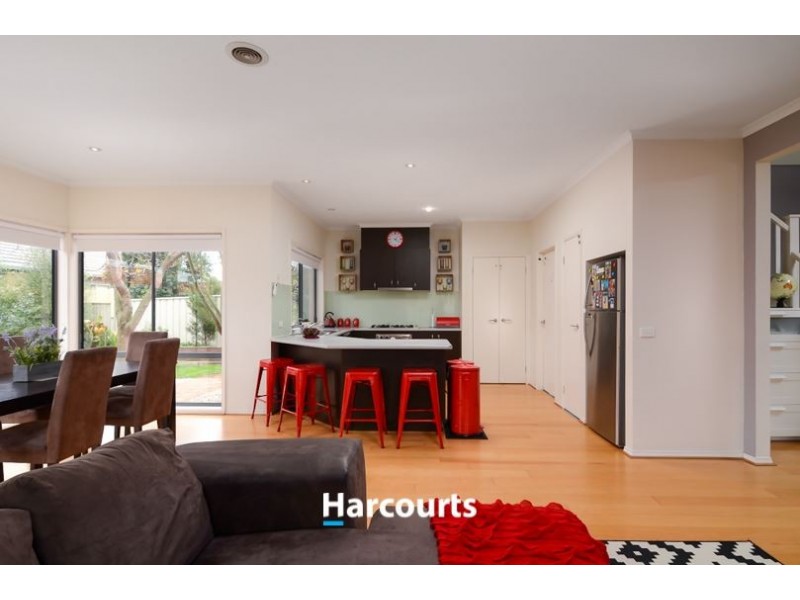 24 Flinders Chase, Pakenham VIC 3810