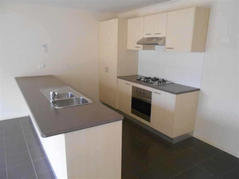 23 Phoenix Avenue, Cranbourne VIC 3977