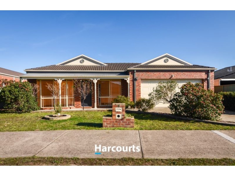 41 Scotsdale Drive, Cranbourne East VIC 3977