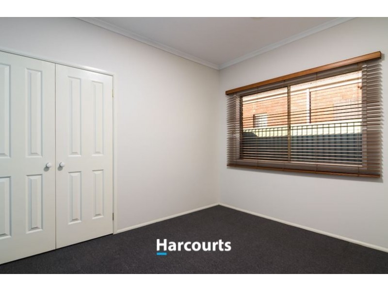 41 Scotsdale Drive, Cranbourne East VIC 3977