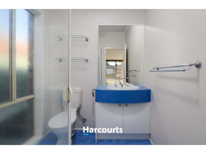 41 Scotsdale Drive, Cranbourne East VIC 3977