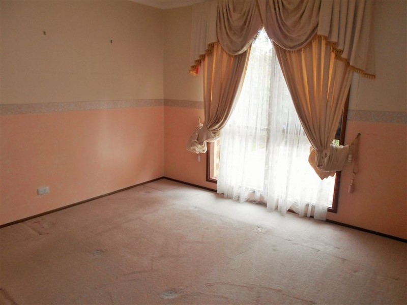 64 Kurrajong Road, Narre Warren VIC 3805