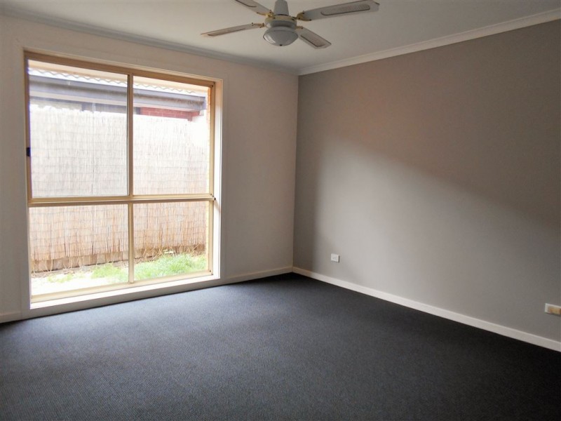 3 Franks Way, Cranbourne North VIC 3977