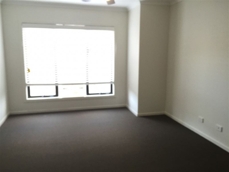 3 Hackberry Place, Berwick VIC 3806