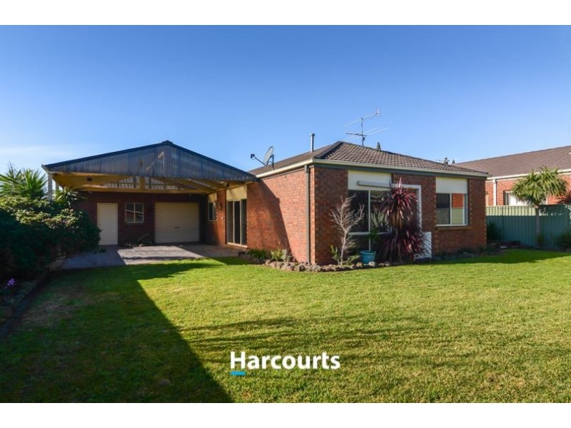 41 Scotsdale Drive, Cranbourne East VIC 3977