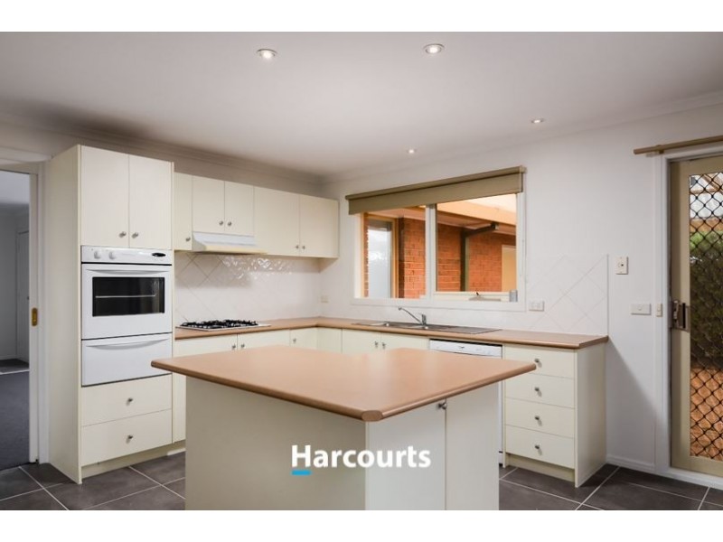 6 Fleur Court, Narre Warren South VIC 3805