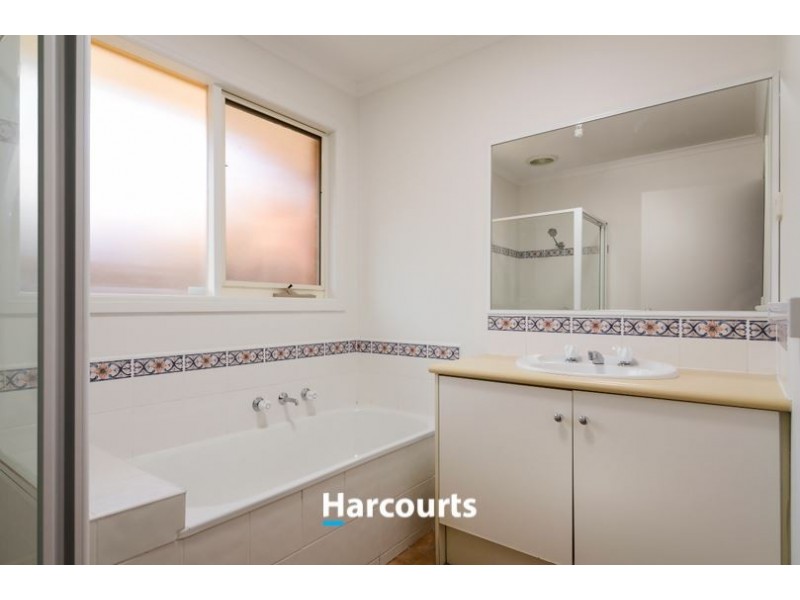 6 Fleur Court, Narre Warren South VIC 3805