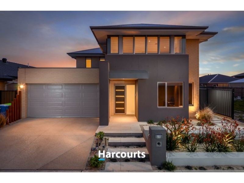 60 Serene Way, Clyde North VIC 3978