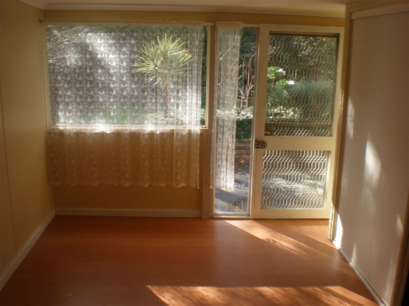 42 Meadowood Walk, Narre Warren VIC 3805