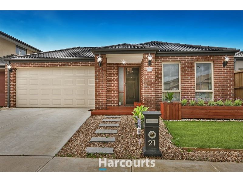 21 Yandra Street, Clyde North VIC 3978