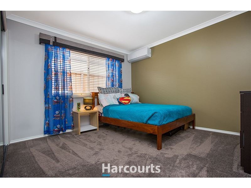 21 Yandra Street, Clyde North VIC 3978