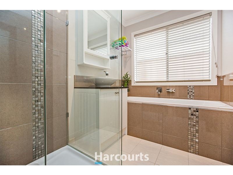 21 Yandra Street, Clyde North VIC 3978