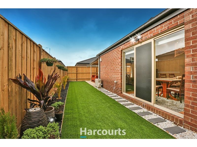 21 Yandra Street, Clyde North VIC 3978