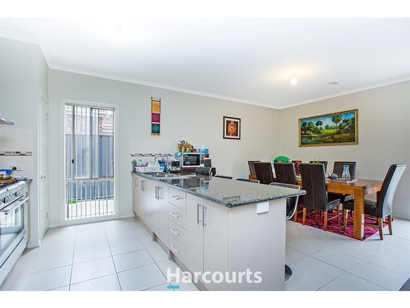 4 Jefferson Avenue, Cranbourne North VIC 3977