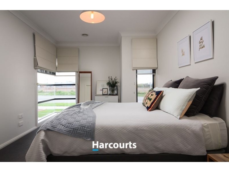 59 Burford Way, Cranbourne North VIC 3977